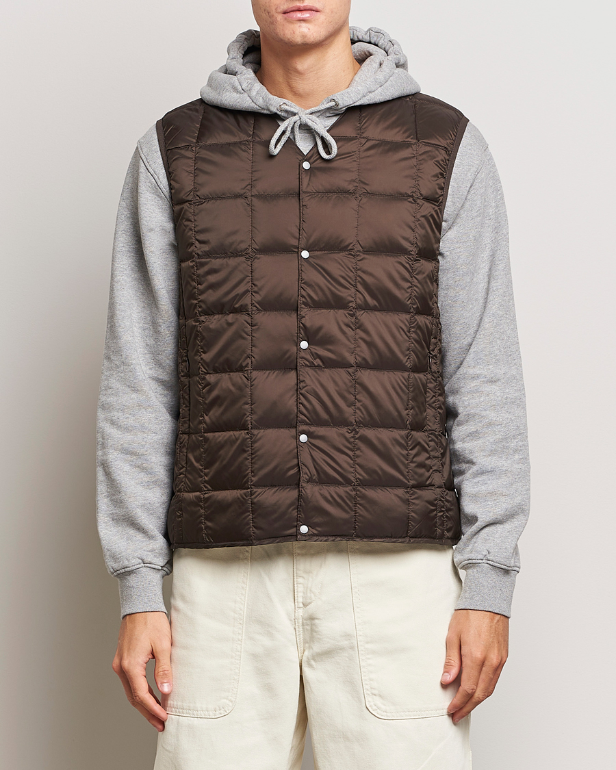 Homme | Manteaux Et Vestes | TAION | V-Neck Lightweight Down Vest Dark Choco