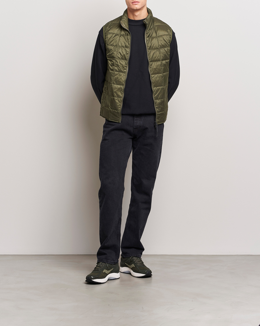 Homme | Manteaux Et Vestes | TAION | High Neck Full Zip Lightweight Down Vest Dark Olive