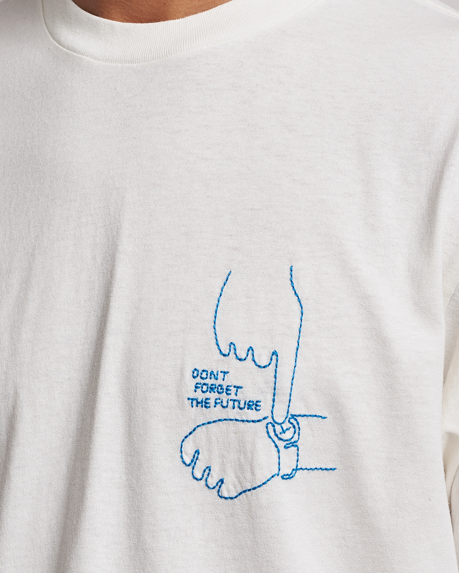 Homme | T-shirts | Nudie Jeans | Koffe Future Crew Neck T-Shirt Off White