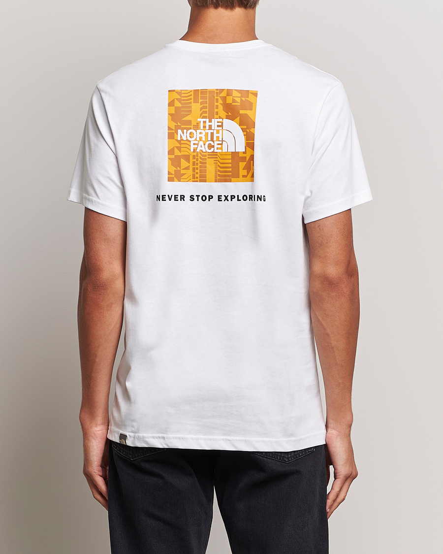 Homme | T-shirts | The North Face | Redbox Tee White/Summit Gold