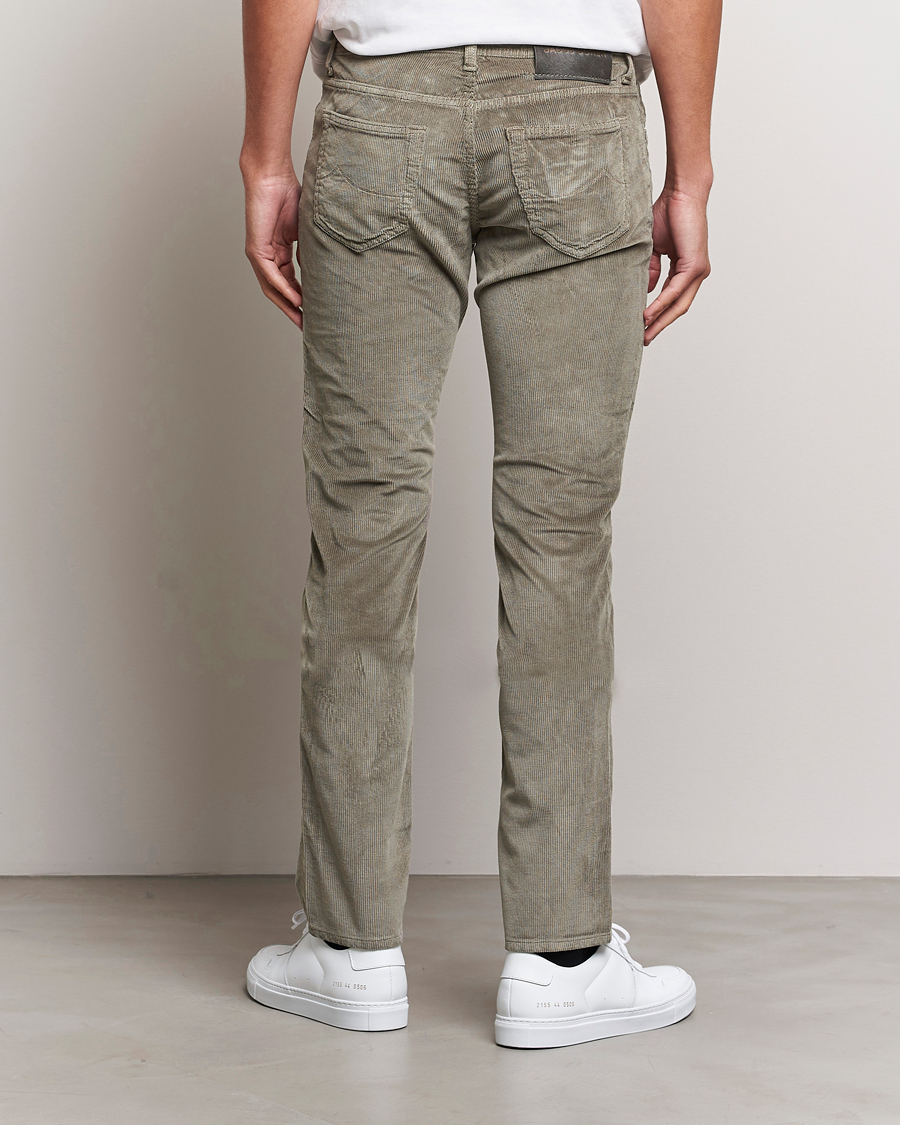 Homme | Pantalons | Jacob Cohën | Bard 5-Pocket Medium Corduroy Trousers Taupe