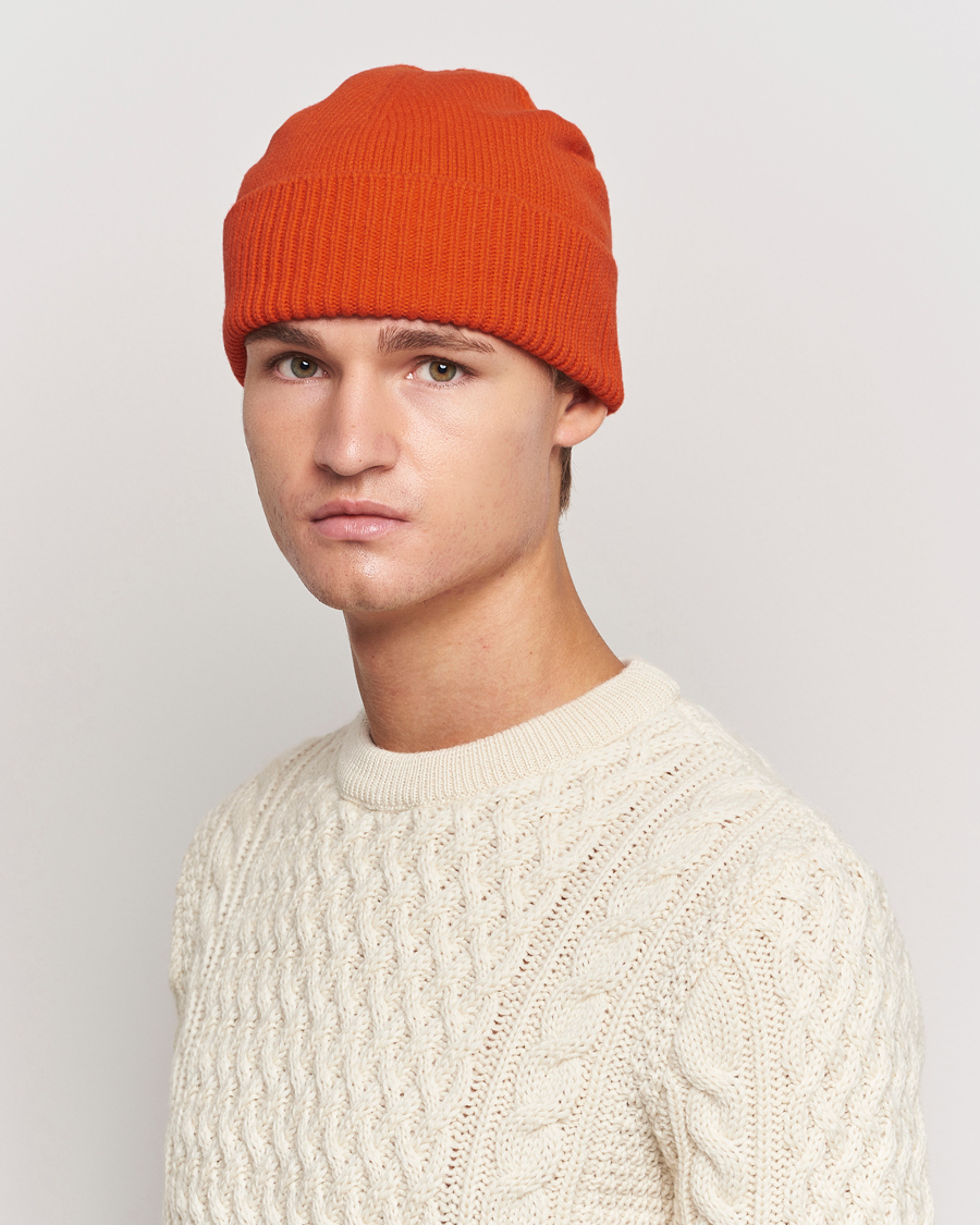 Homme | Sunspel Lambswool Hat Magma | Sunspel | Lambswool Hat Magma