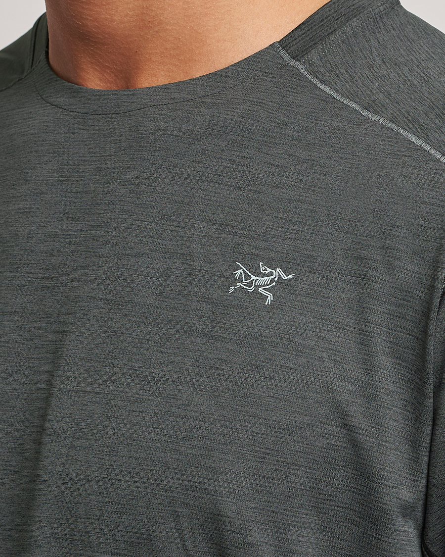 Homme | T-shirts | Arc'teryx | Cormac Crew Neck T-Shirt Black Heather