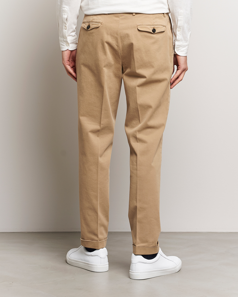 Homme | Pantalons | Briglia 1949 | Easy Fit Pleated Cotton Stretch Chino Beige