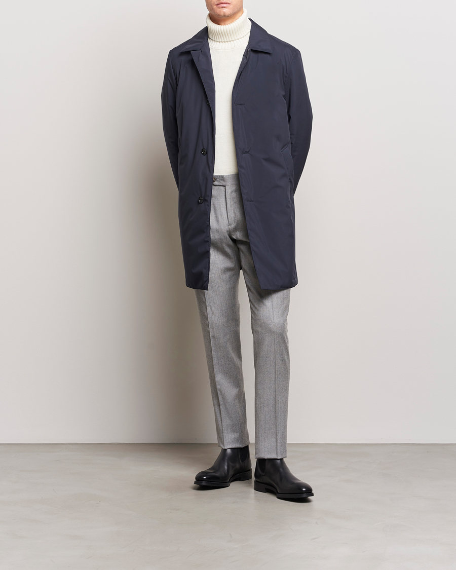 Homme | Pantalons | Lardini | Wool/Cashmere One Pleat Trousers Light Grey