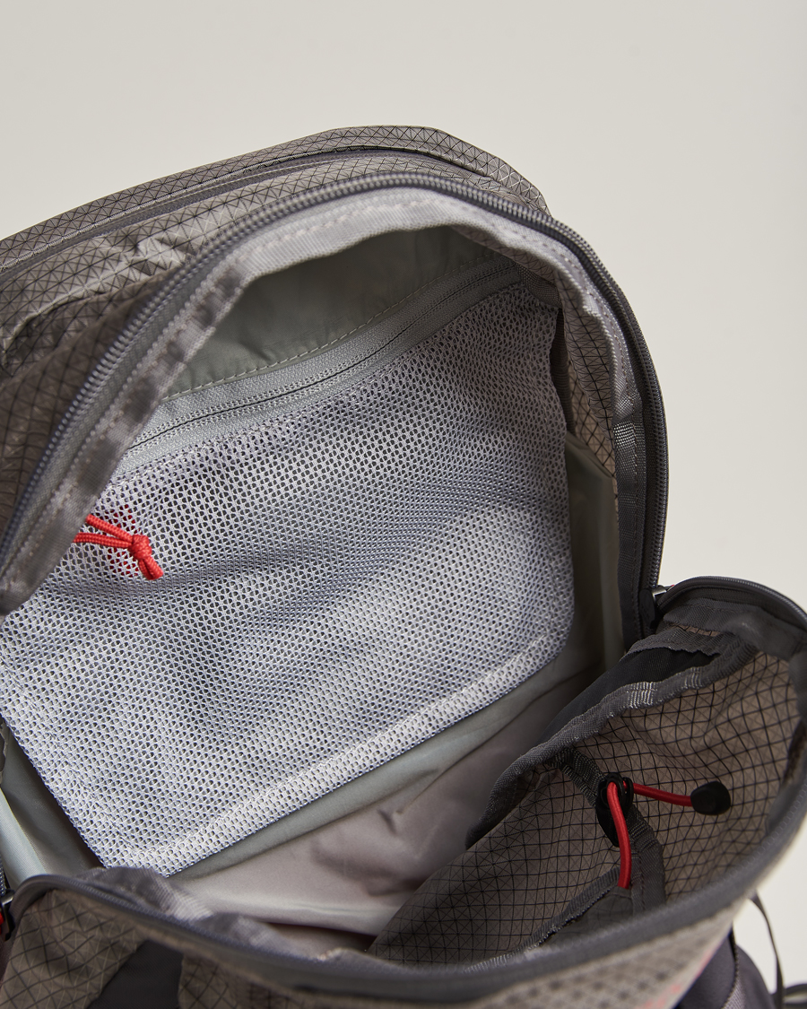 Homme | Osprey Talon Pro 20 Backpack Carbon | Osprey | Talon Pro 20 Backpack Carbon