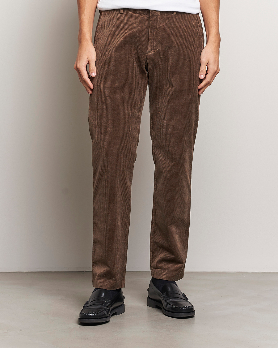 Homme | Pantalons | NN07 | Theo Regular Fit Corduroy Chinos Shitake