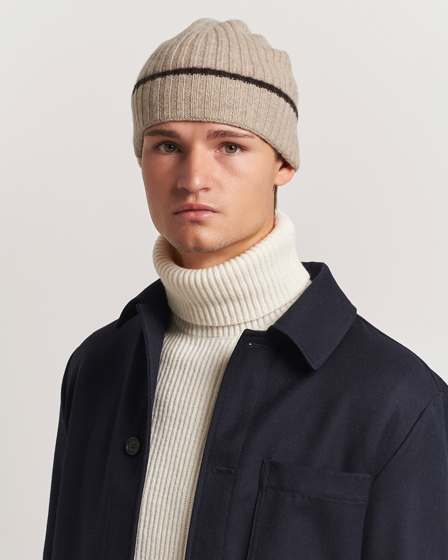 Homme | Amanda Christensen Rib Knitted Cashmere Paspoal Cap Beige Melange | Amanda Christensen | Rib Knitted Cashmere Paspoal Cap Beige Melange