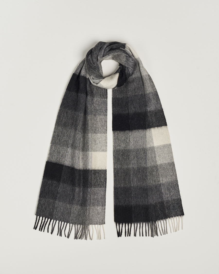 Homme | Amanda Christensen Merino Wool Block Check Scarf Black/Grey | Amanda Christensen | Merino Wool Block Check Scarf Black/Grey