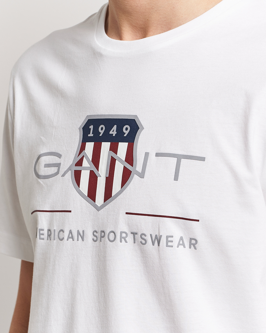 Homme | T-shirts | GANT | Archive Shield Logo T-Shirt White