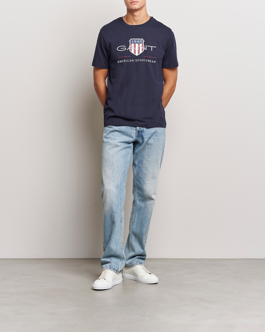 Homme | T-shirts | GANT | Archive Shield Logo T-Shirt Evening Blue