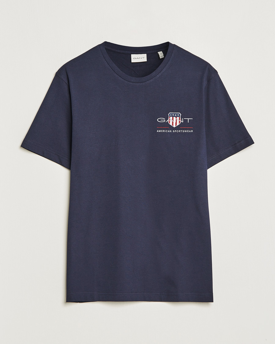 Homme | T-shirts | GANT | Archive Shield Small Logo T-Shirt Evening Blue