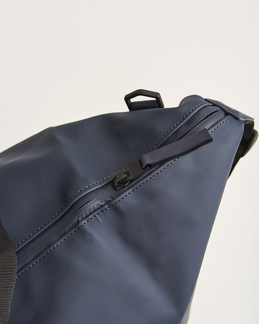 Homme | RAINS Hilo Weekendbag Navy | RAINS | Hilo Weekendbag Navy
