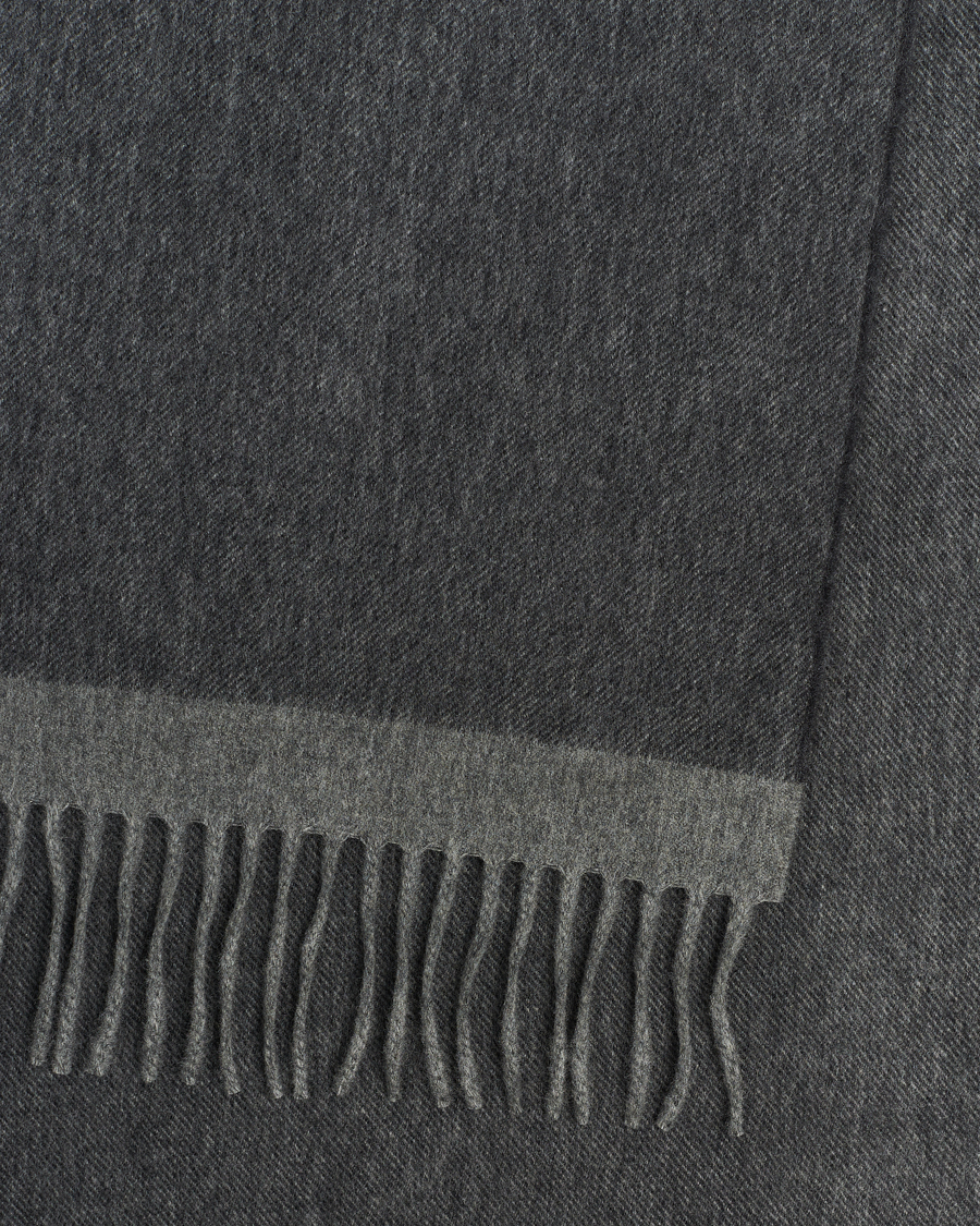 Homme | Begg & Co Solid Board Wool/Cashmere Scarf Flannel Charcoal | Begg & Co | Solid Board Wool/Cashmere Scarf Flannel Charcoal