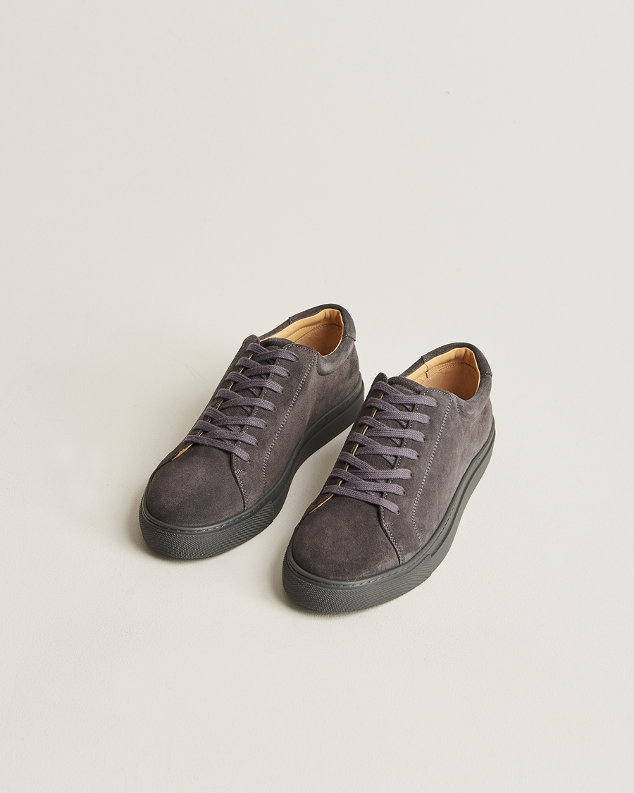Homme | Myrqvist Oaxen Monochrome Sneaker Dark Grey Suede | Myrqvist | Oaxen Monochrome Sneaker Dark Grey Suede