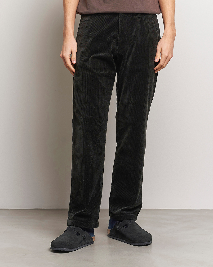 Homme | Vêtements | NN07 | Alex Straight Fit Corduroy Pants Dark Green