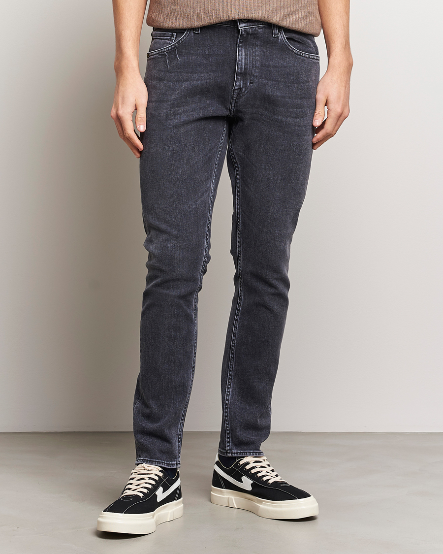 Homme | Tapered fit | Tiger of Sweden | Pistolero Stretch Cotton Jeans Washed Black