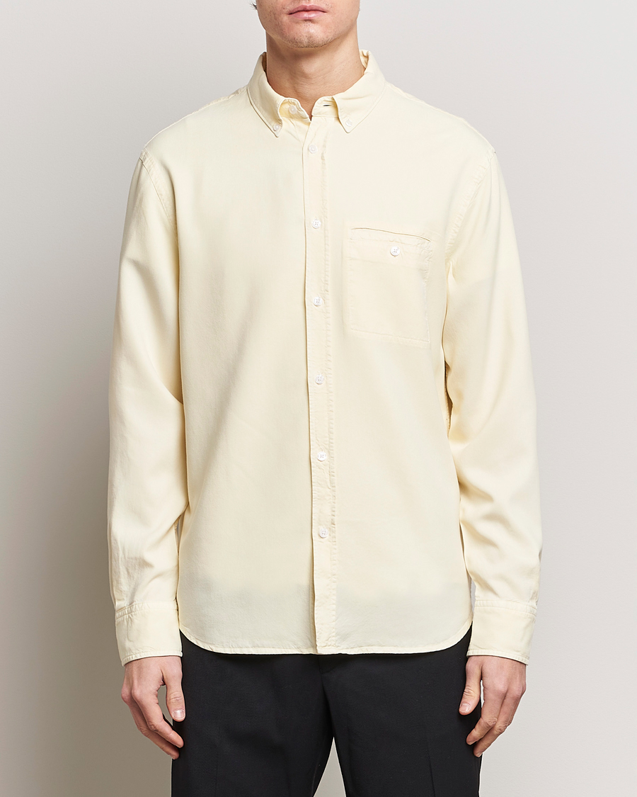 Homme | Chemises Décontractées | Filippa K | Zachary Lyocell Shirt Soft Yellow
