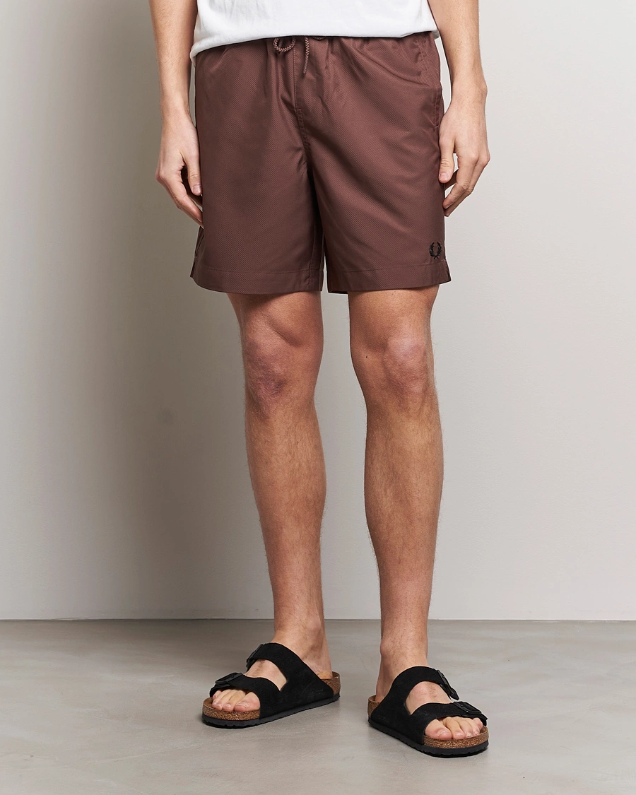 Men | Fred Perry | Fred Perry | Classic Swimshorts Brick Red