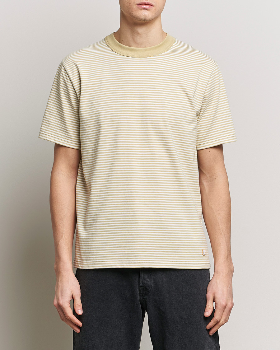 Homme | T-shirts À Manches Courtes | Armor-lux | Callac Héritage Stripe T-Shirt Pale Olive/Milk