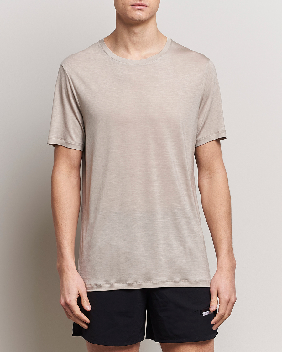 Homme | T-shirts À Manches Courtes | Houdini | Tree Tencel T-Shirt Sandstorm