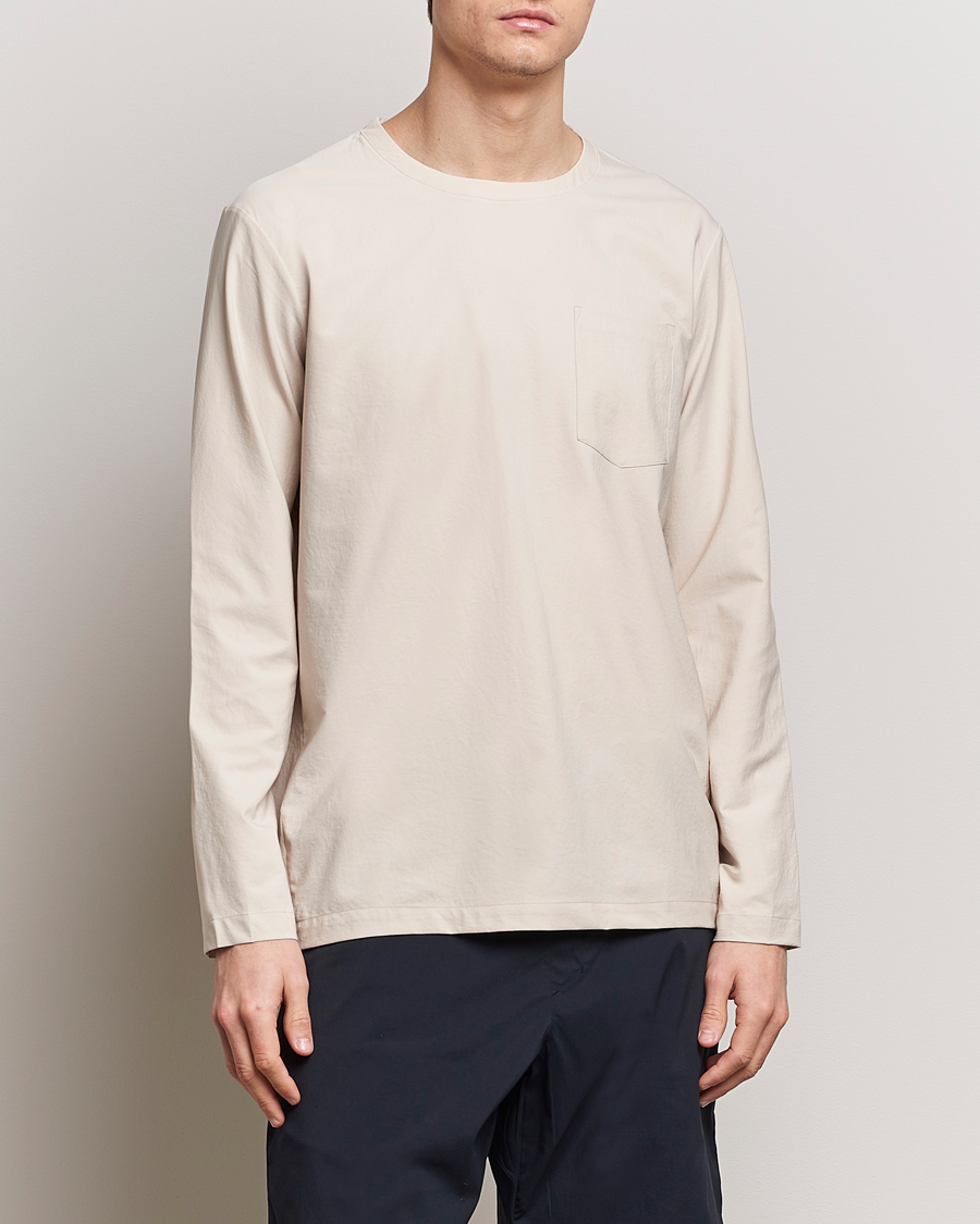 Homme |  | Houdini | Cover Crew Quick Dry Long Sleeve Foggy Mountain