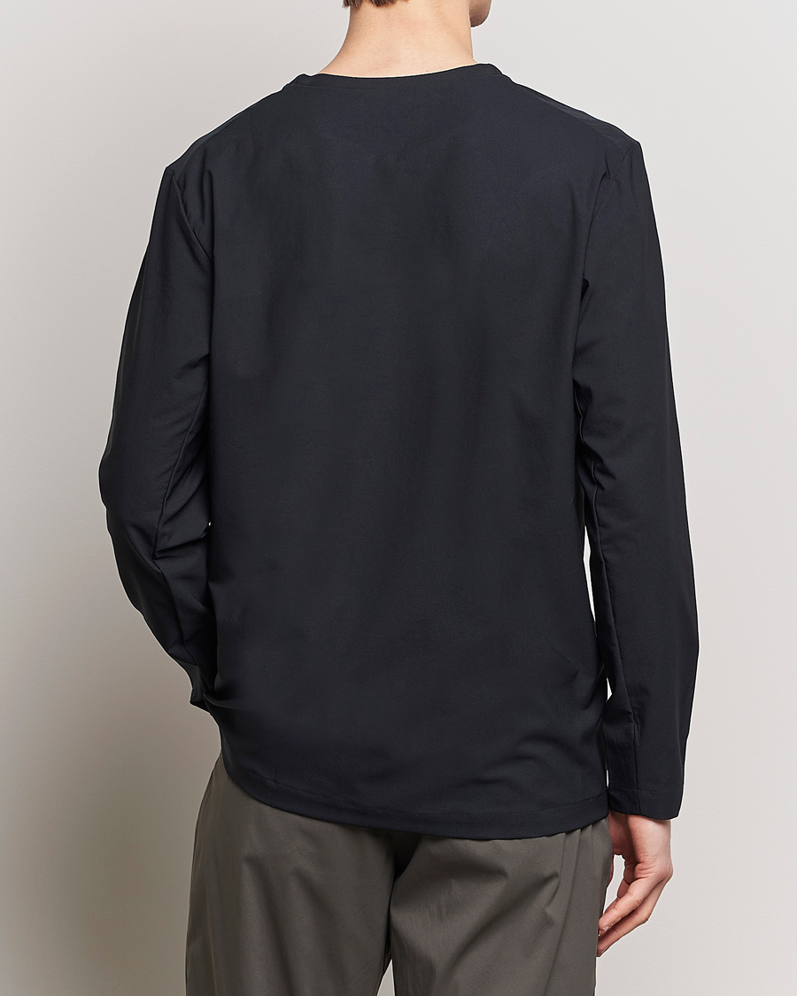 Homme | T-shirts | Houdini | Cover Crew Quick Dry Long Sleeve True Black