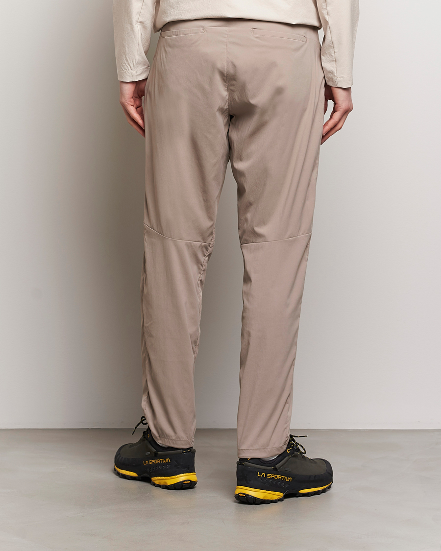 Homme | Pantalons | Houdini | Wadi Ultralight Pants Misty Beach