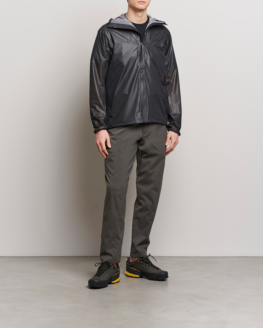 Homme | Manteaux Et Vestes | Houdini | The Orange Waterproof Jacket True Black