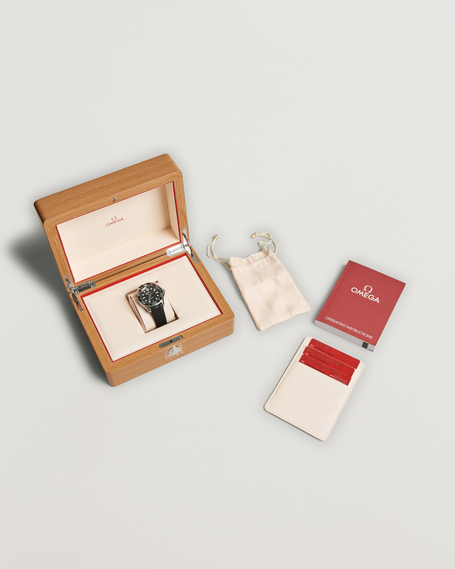 Homme | Omega Pre-Owned Seamaster Diver 300M 210.32.42.20.01 Steel Black Steel Black | Omega Pre-Owned | Seamaster Diver 300M 210.32.42.20.01 Steel Black Steel Black