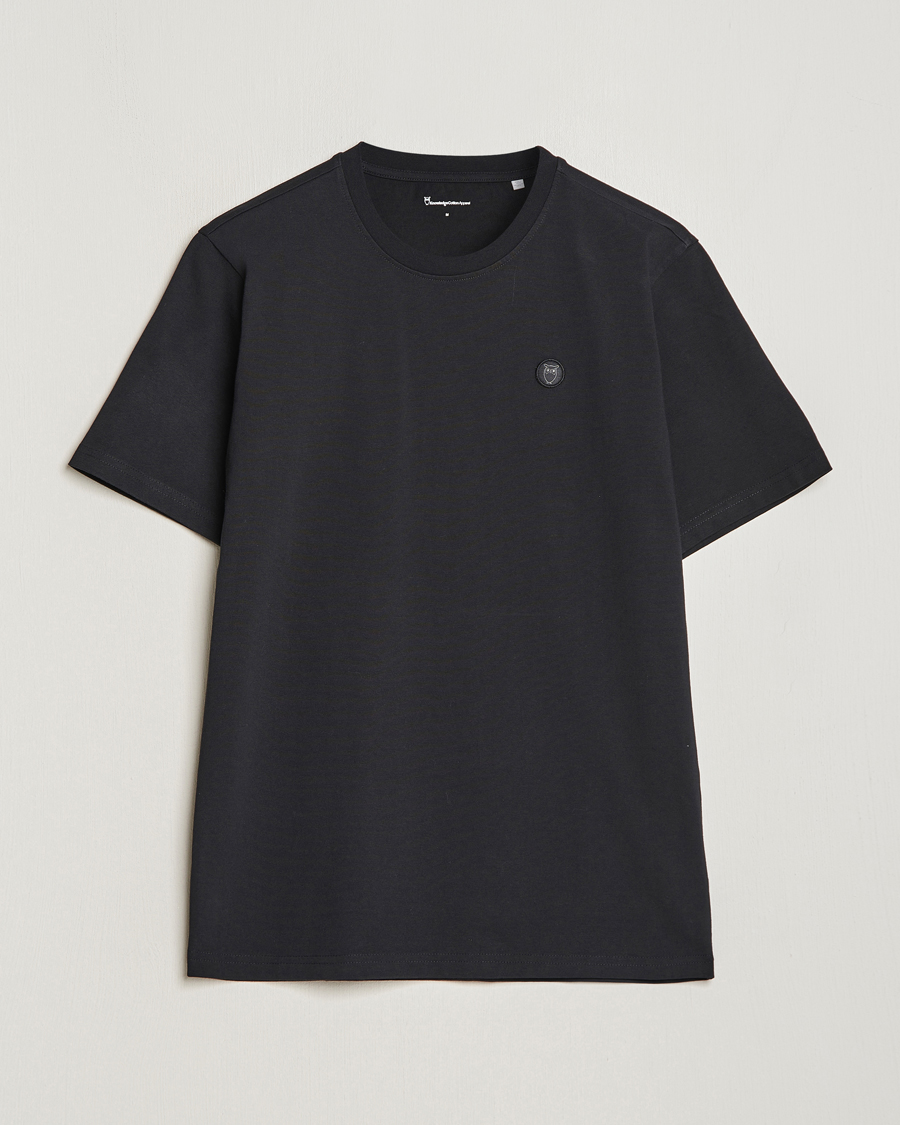 Homme | T-shirts | KnowledgeCotton Apparel | Loke Badge T-Shirt Jet Black