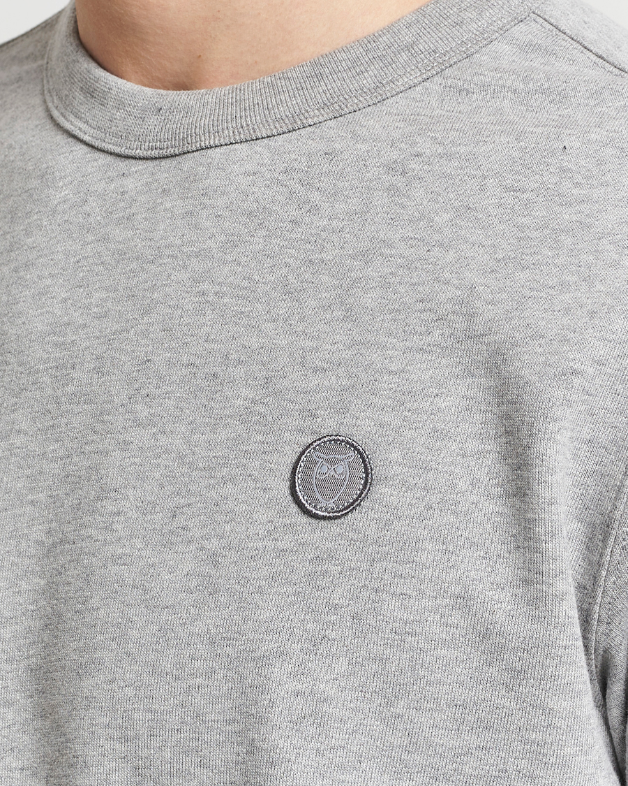 Homme | Pulls Et Tricots | KnowledgeCotton Apparel | Erik Badge Sweatshirt Grey Melange