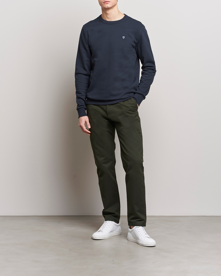 Homme | Pantalons | KnowledgeCotton Apparel | Chuck Regular Cotton Twill Chino Forest Night