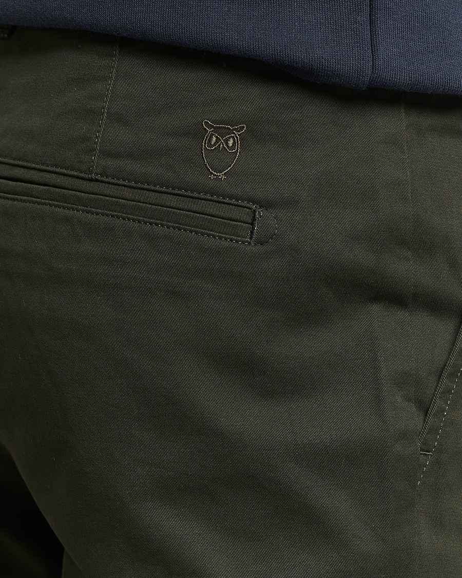 Homme | Pantalons | KnowledgeCotton Apparel | Chuck Regular Cotton Twill Chino Forest Night