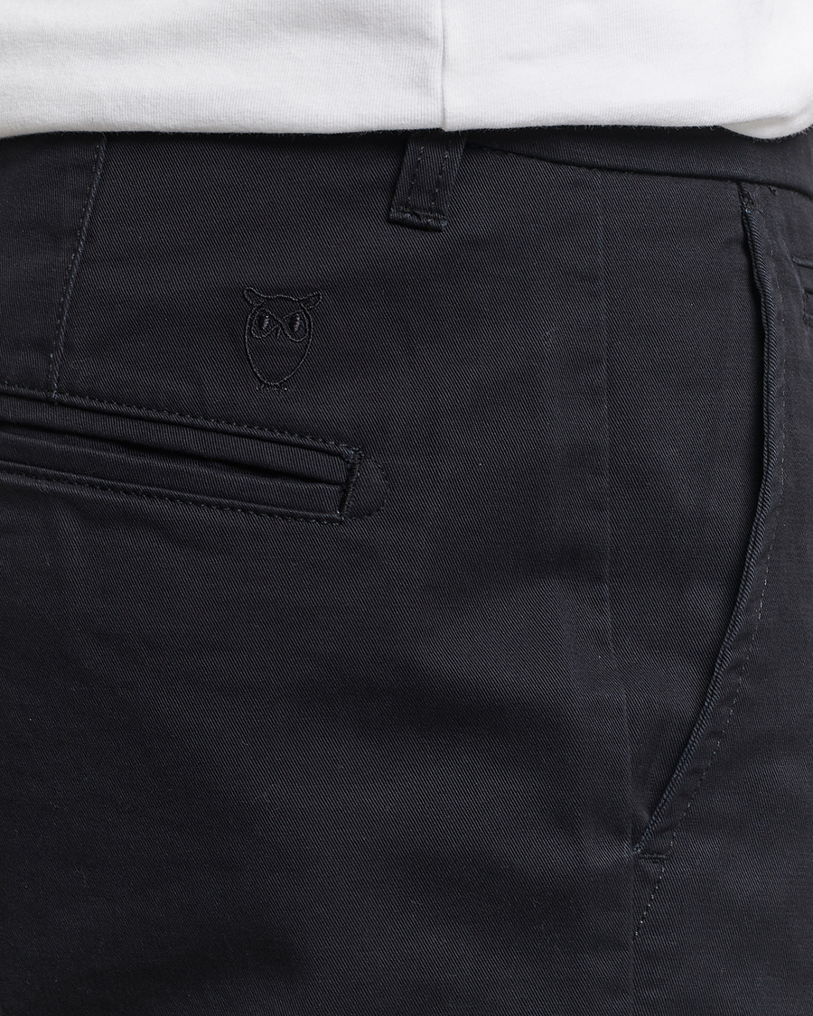 Homme | Pantalons | KnowledgeCotton Apparel | Chuck Regular Cotton Twill Chino Jet Black