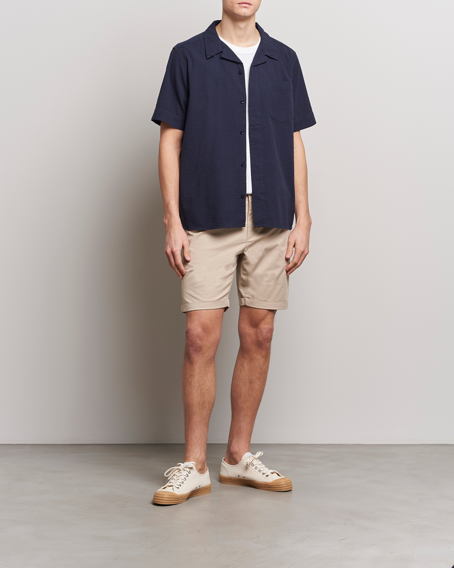 Homme | Shorts | KnowledgeCotton Apparel | Regular Chino Poplin Shorts Light Feather Grey