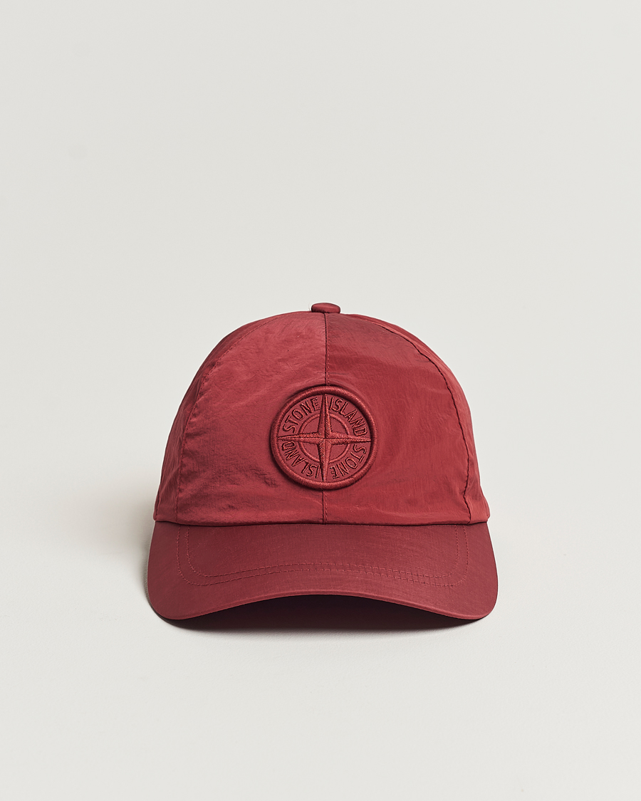 Homme | Stone Island Nylon Metal Cap Red | Stone Island | Nylon Metal Cap Red