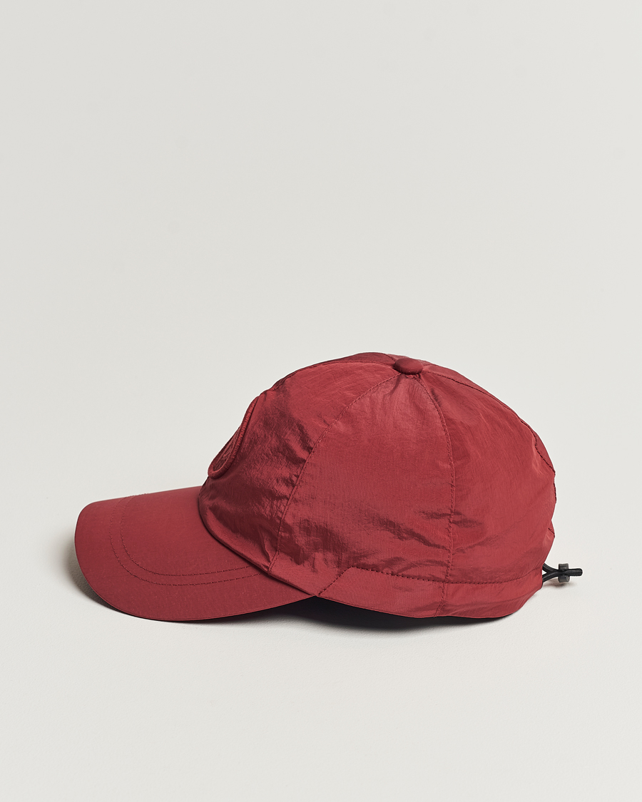 Homme | Stone Island Nylon Metal Cap Red | Stone Island | Nylon Metal Cap Red