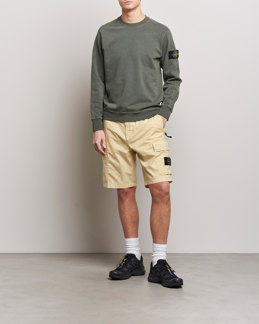 Homme | Shorts | Stone Island | Stretch Cotton Tela Regular Fit Cargo Shorts Beige