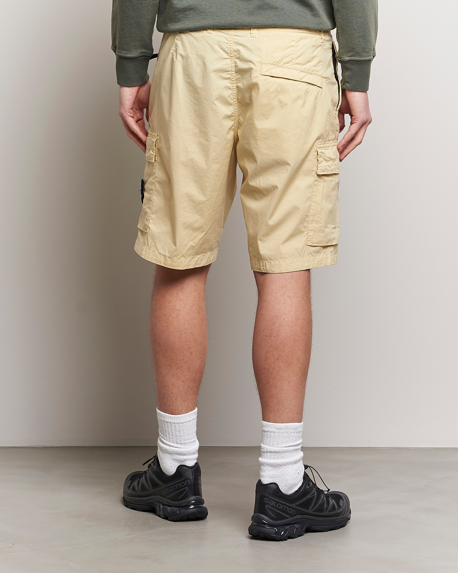 Homme | Shorts | Stone Island | Stretch Cotton Tela Regular Fit Cargo Shorts Beige