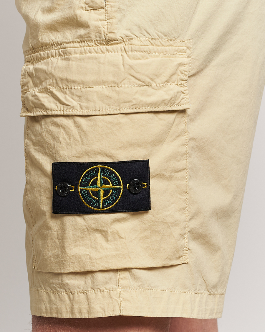 Homme | Shorts | Stone Island | Stretch Cotton Tela Regular Fit Cargo Shorts Beige