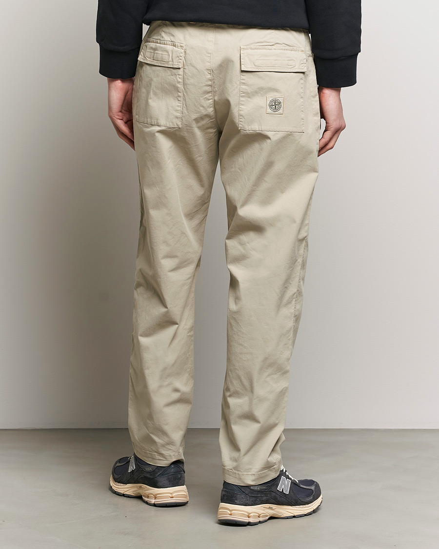 Homme | Pantalons | Stone Island | Supima Cotton Twill Stretch Pants Sand