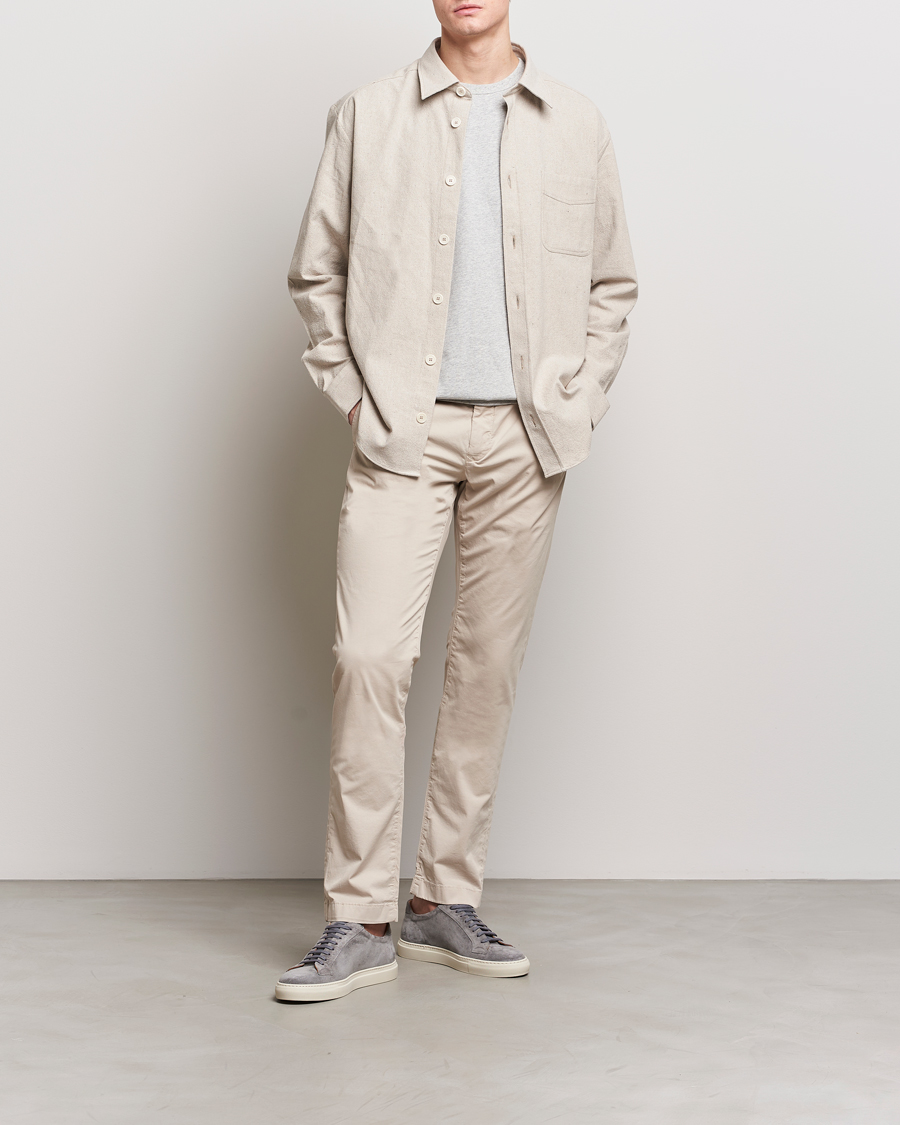 Homme | Pantalons | Jacob Cohën | Bobby Cotton Gabardine Chinos Beige