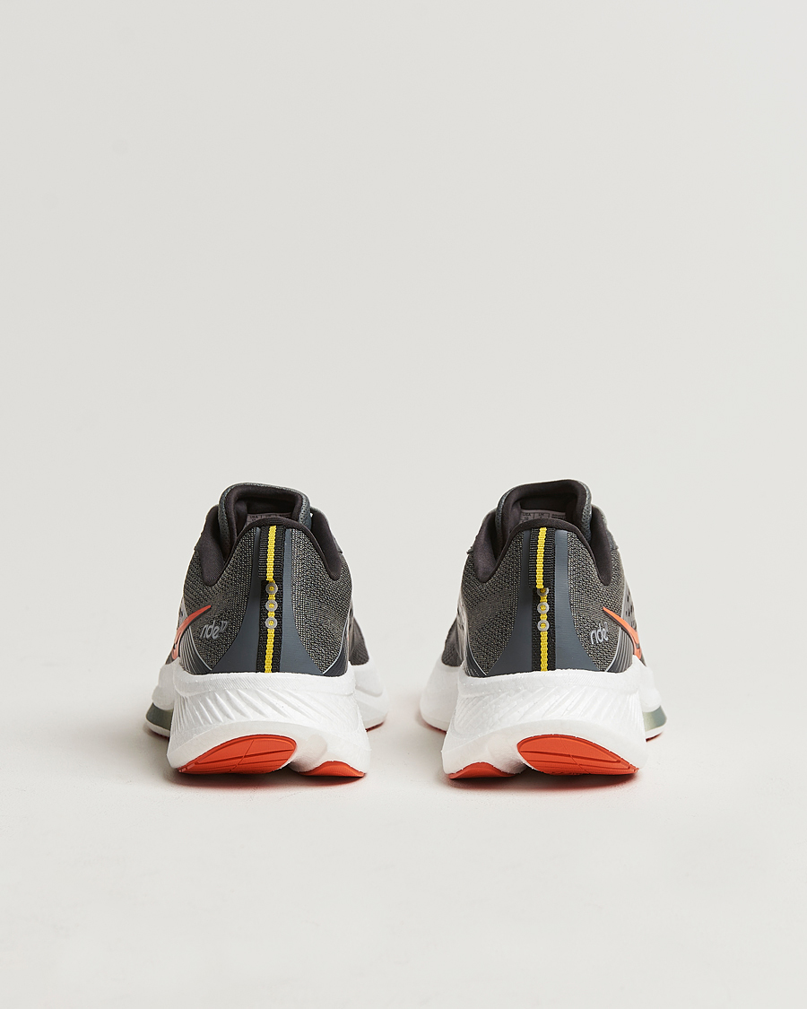 Homme | Saucony Ride 17 Shadow/Peppar | Saucony | Ride 17 Shadow/Peppar