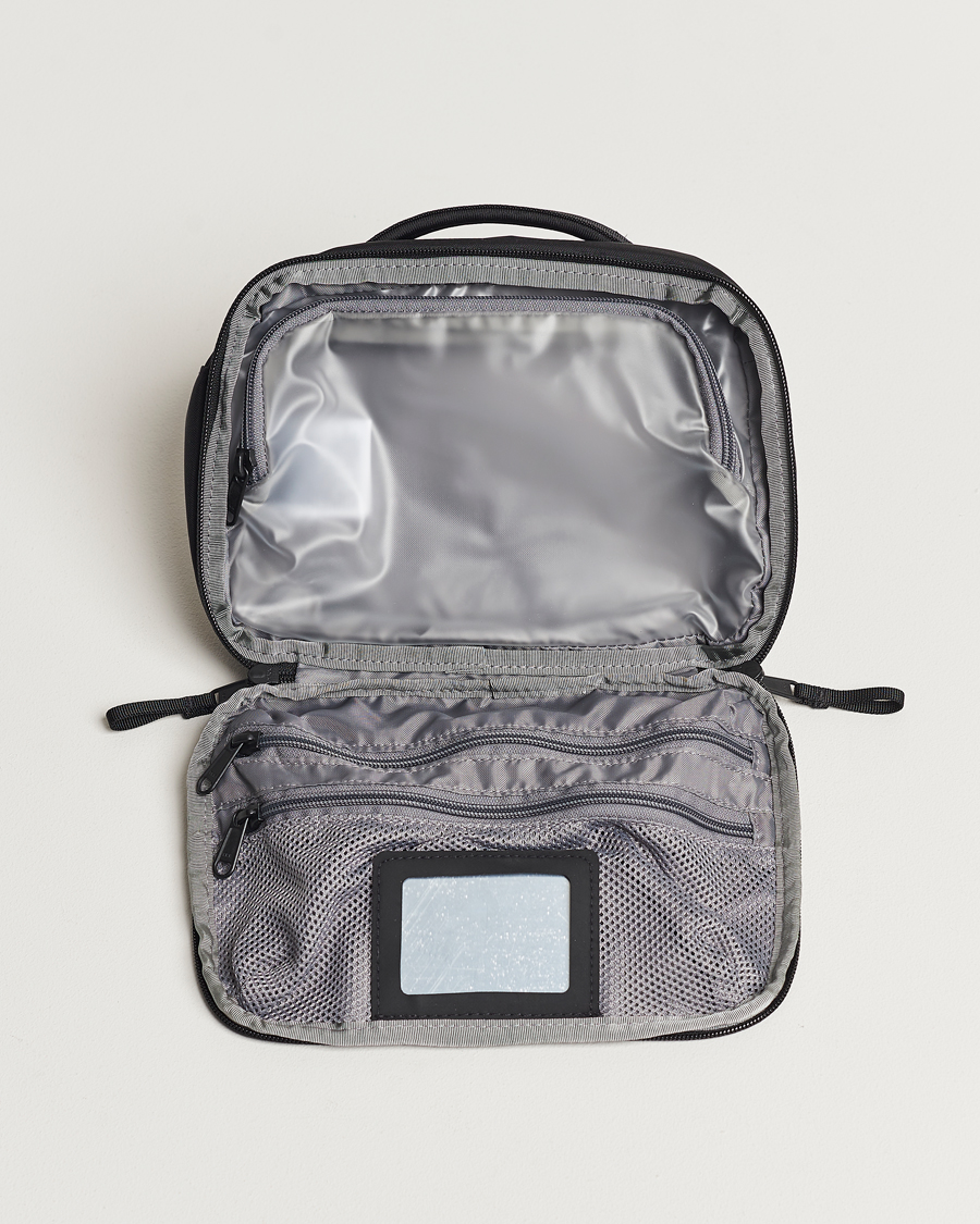 Homme | The North Face Voyager Wash Bag Black | The North Face | Voyager Wash Bag Black