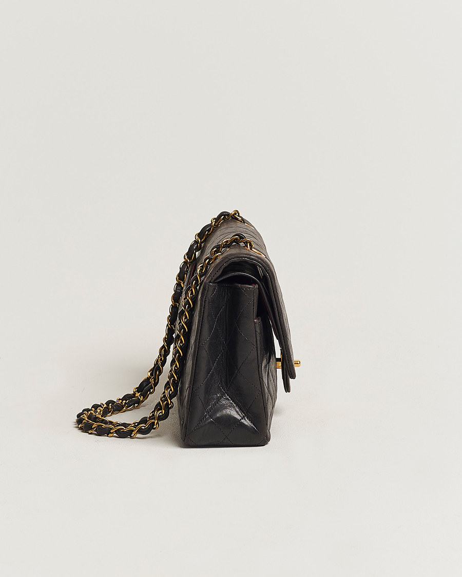 Homme | Chanel Pre-Owned Classic Medium Flap Bag Calf Leather Black  | Chanel Pre-Owned | Classic Medium Flap Bag Calf Leather Black 