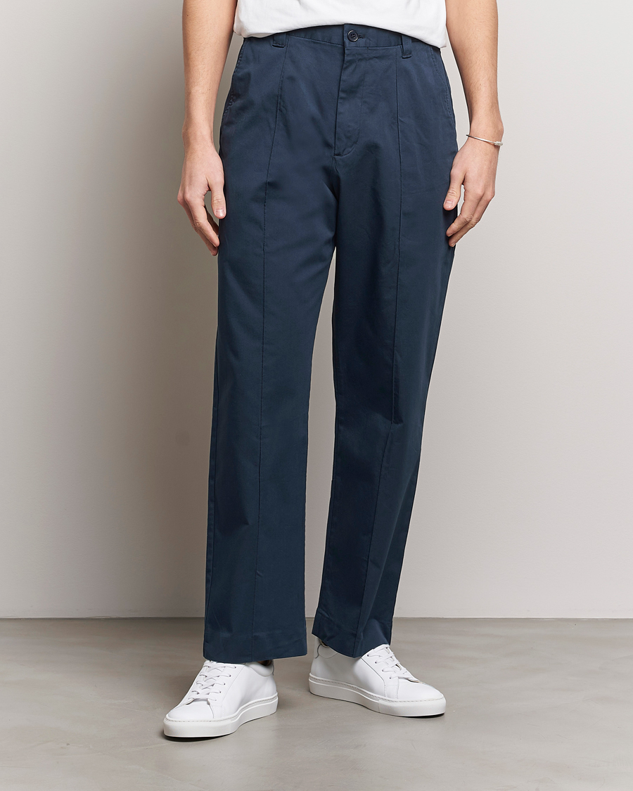 Homme | Chinos | NN07 | Tauber Pleated Trousers Navy Blue