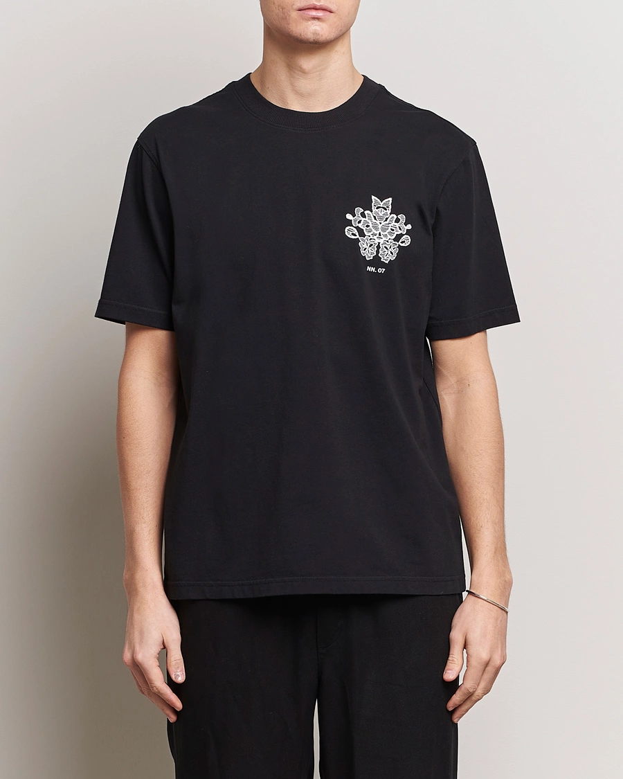 Homme | T-Shirts Noirs | NN07 | Adam Printed Crew Neck T-Shirt Black