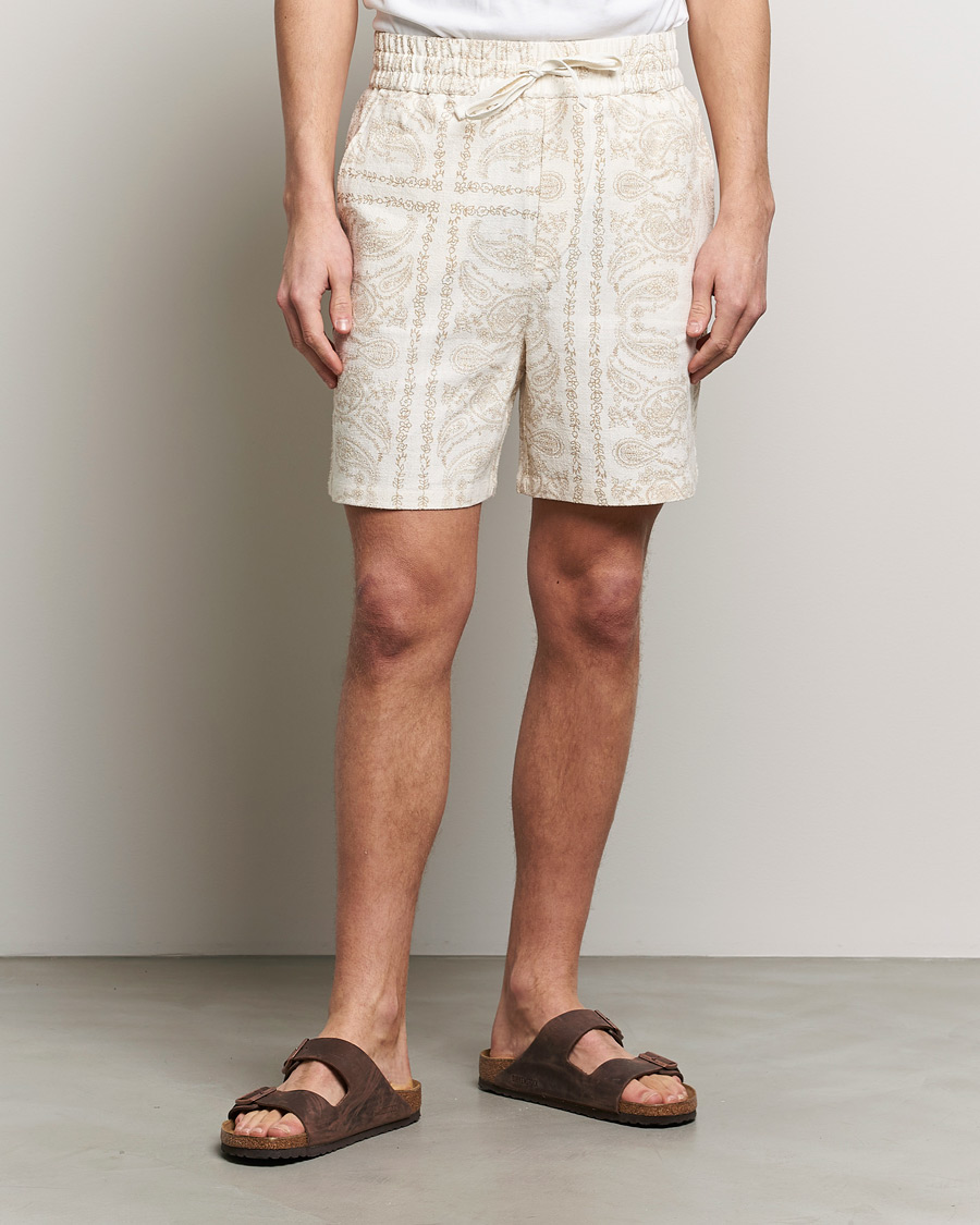 Homme | Shorts | LES DEUX | Lesley Paisley Shorts Light Ivory