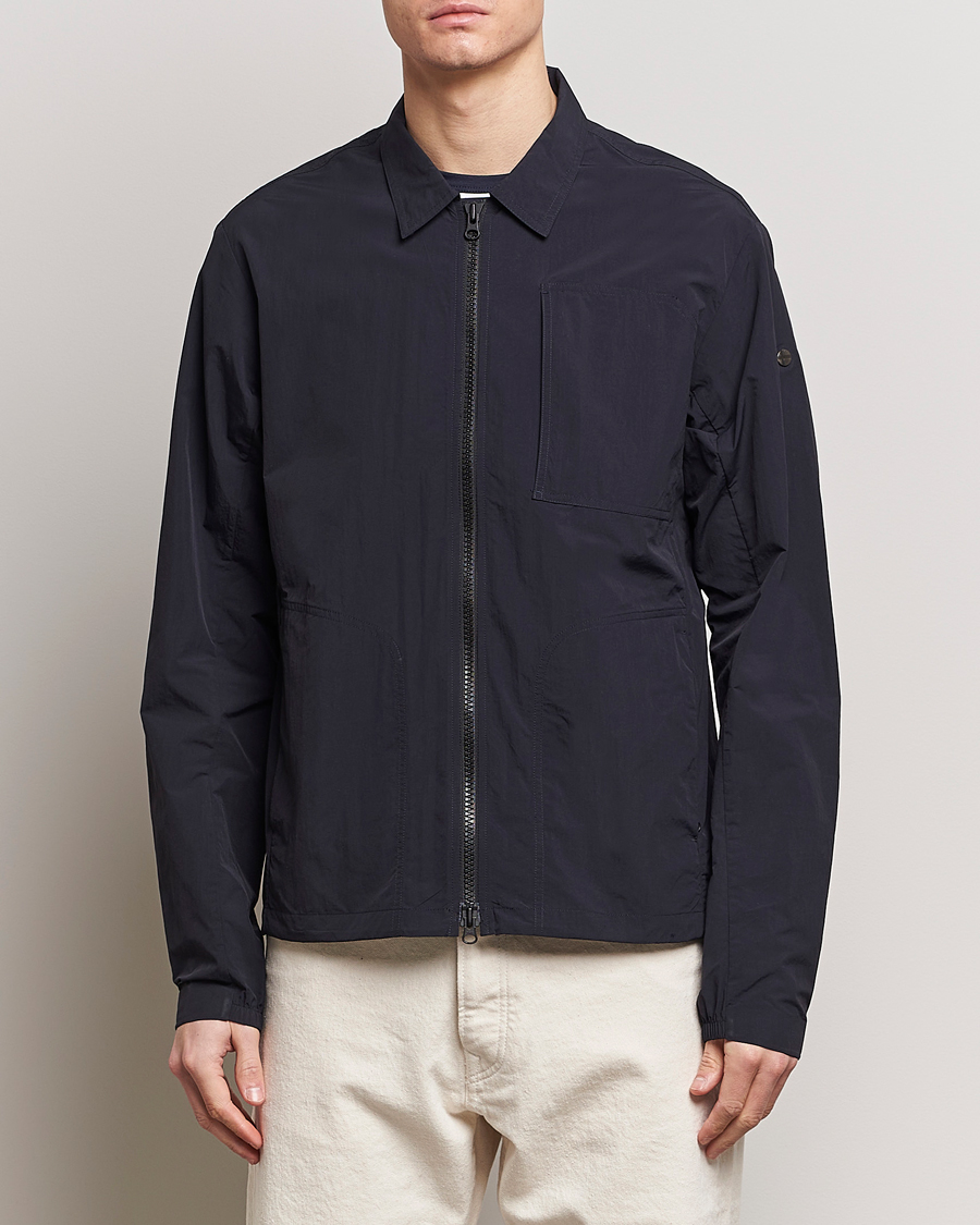 Homme | Sections | Scandinavian Edition | Motion Packable Jacket Carbon